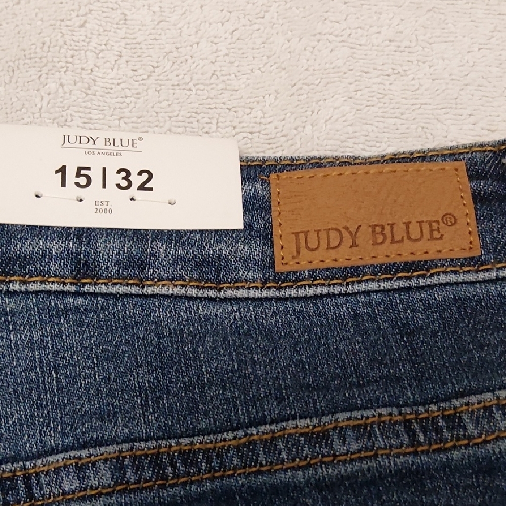 Judy Blue Dark Wash Ripped Skinny Jeans - Picture 3 of 6